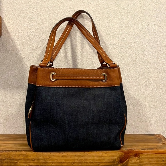 Michael Kors Marina Large drawstring Tote NEW, Authentic - Picture 2 of 8